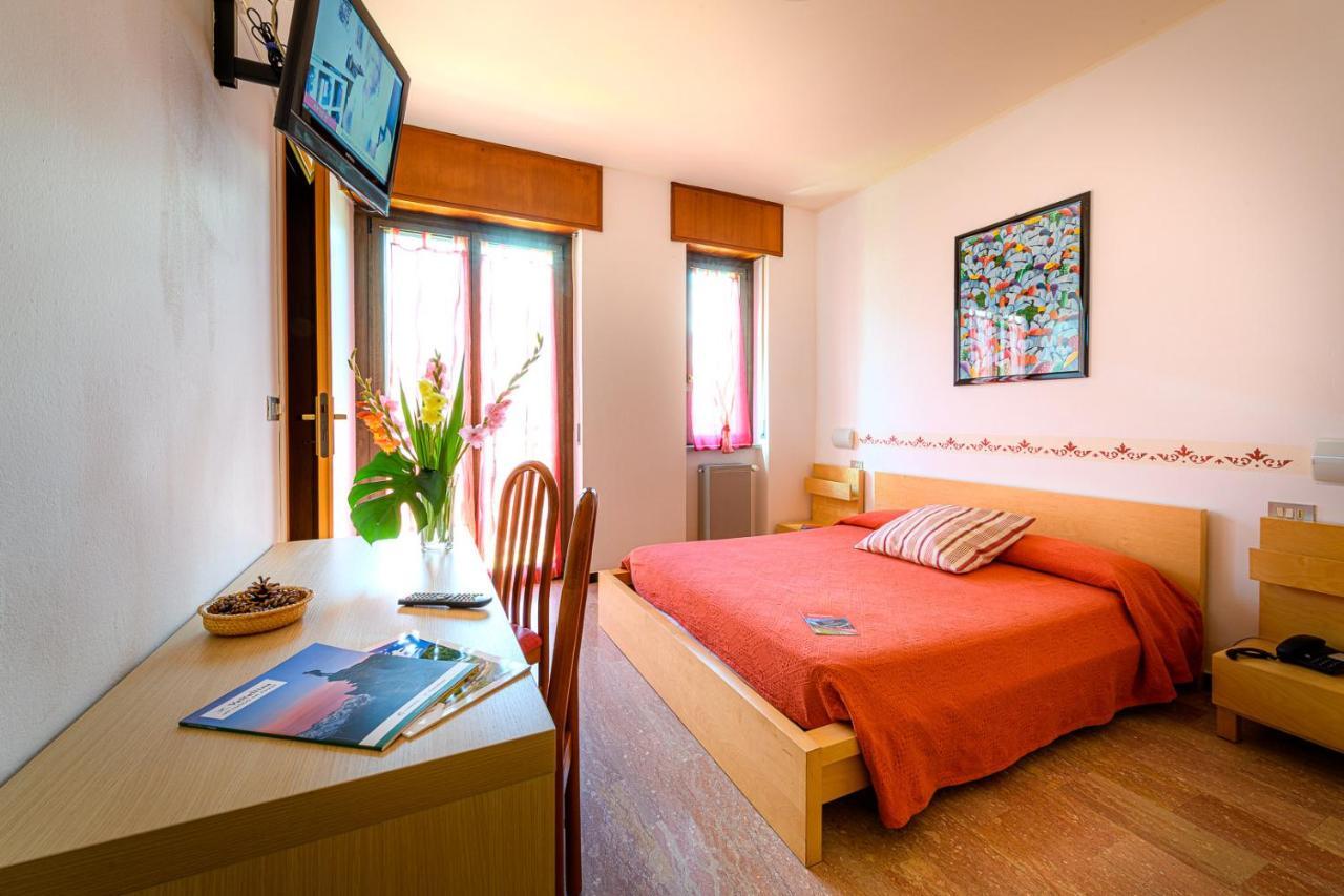 Hotel La Rotonda ตีราโน ภายนอก รูปภาพ