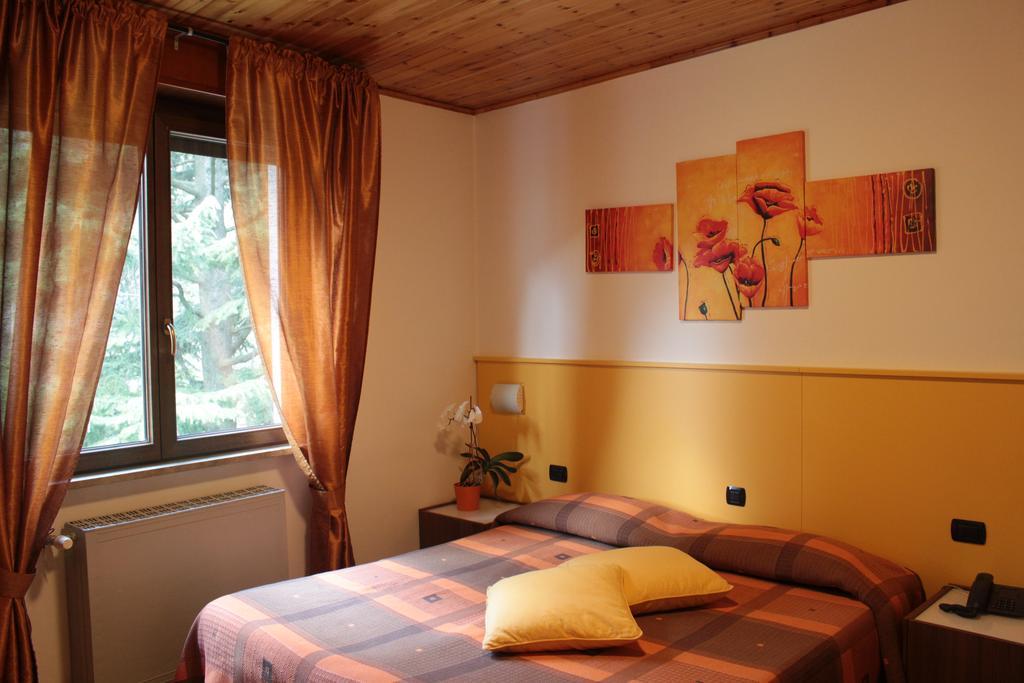 Hotel La Rotonda ตีราโน ภายนอก รูปภาพ